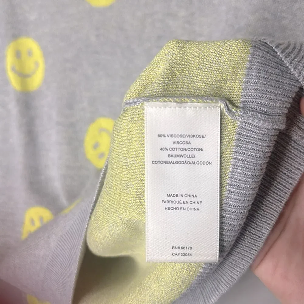 Anthropologie Gray and Yellow Smiley Face Blouse - Picture 8 of 9